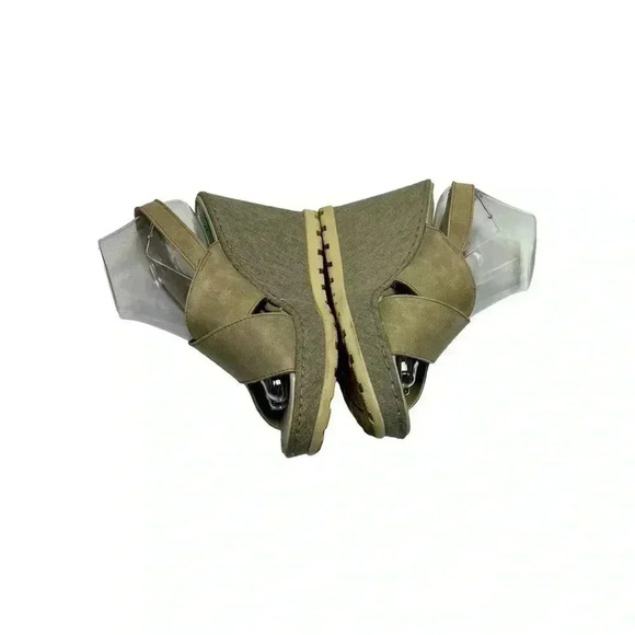 B.O.C. GREY WEDGE WOMEN’S SLINGBACK SANDALS•SIZE 9•GENUINE LEATHER• - Picture 2 of 16